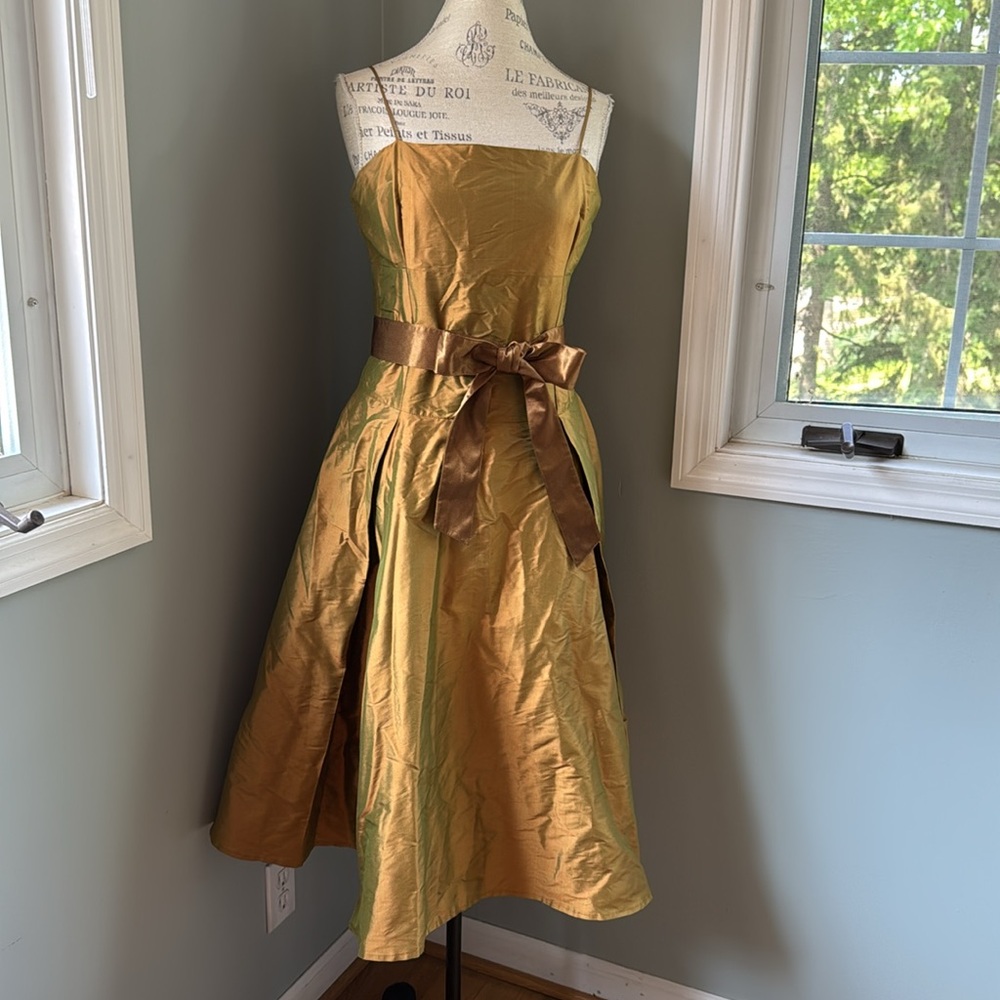 Vintage Cherry Lea bronze silk dress Midi dress occassion dress EVC size S/M‎
